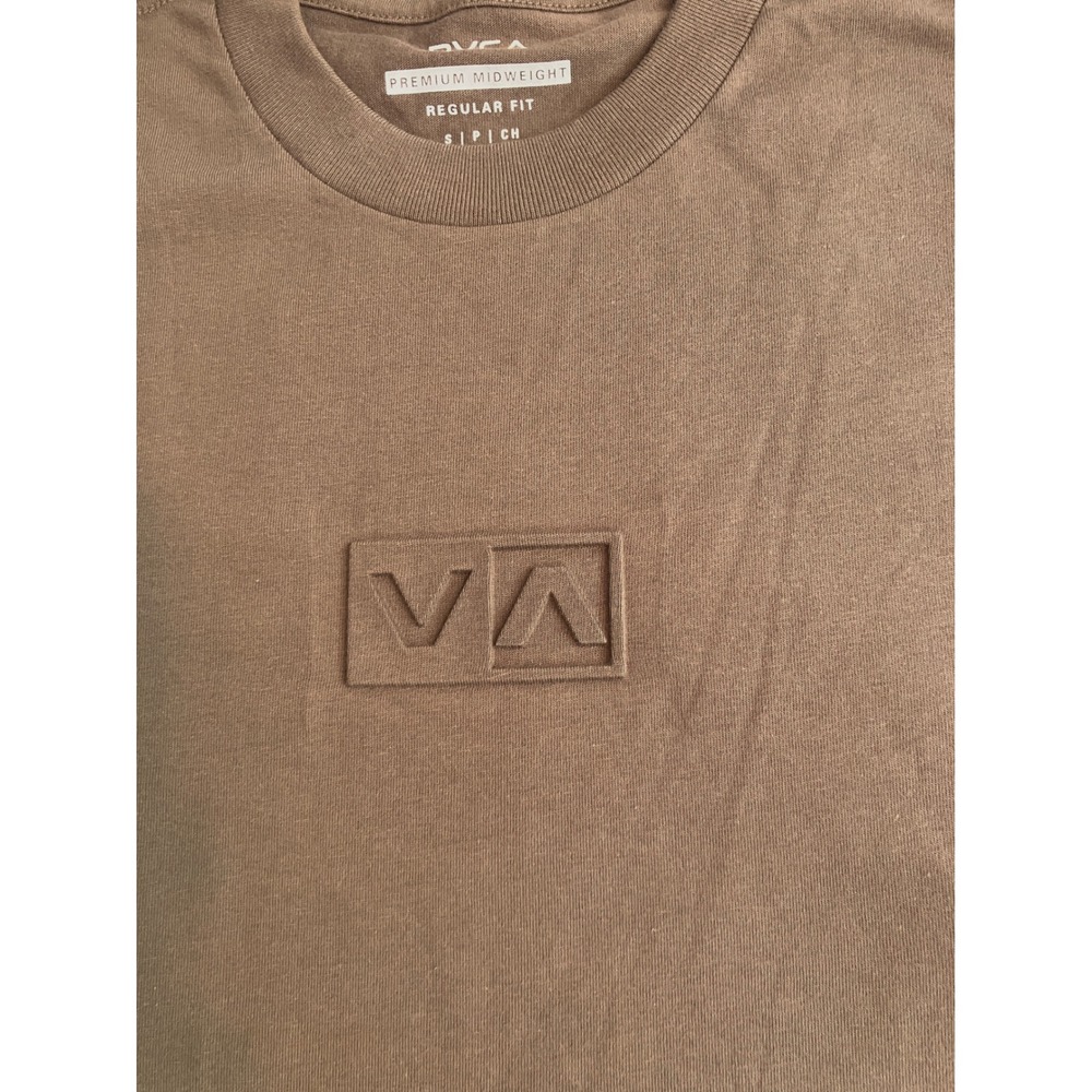 RVCA NWT Premium Midweight T-Shirt Men's Small Brown VA Logo Regular Fit